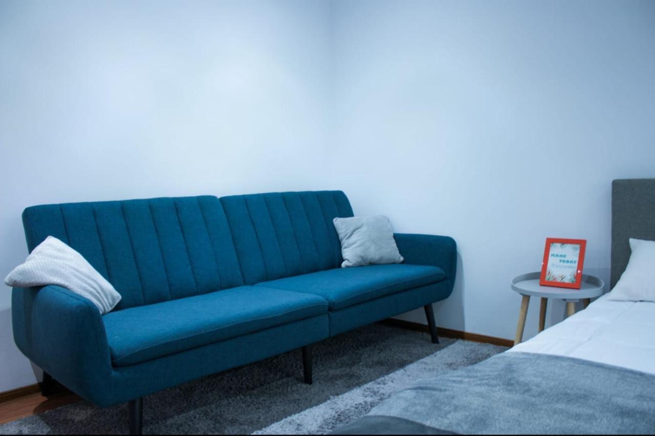 Vlad'S Downtown Apartment Petrila Екстер'єр фото